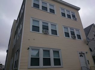 458 Quincy St, Dorchester, MA 02125
