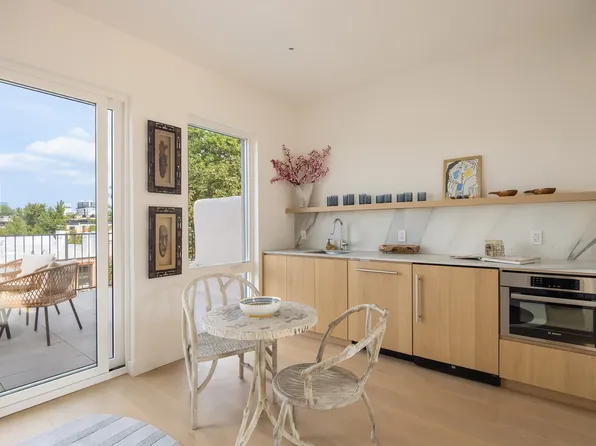 591 Tenth Street image 25 of 26