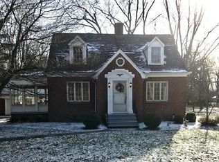 6135 Webster Rd, Orchard Park, NY 14127