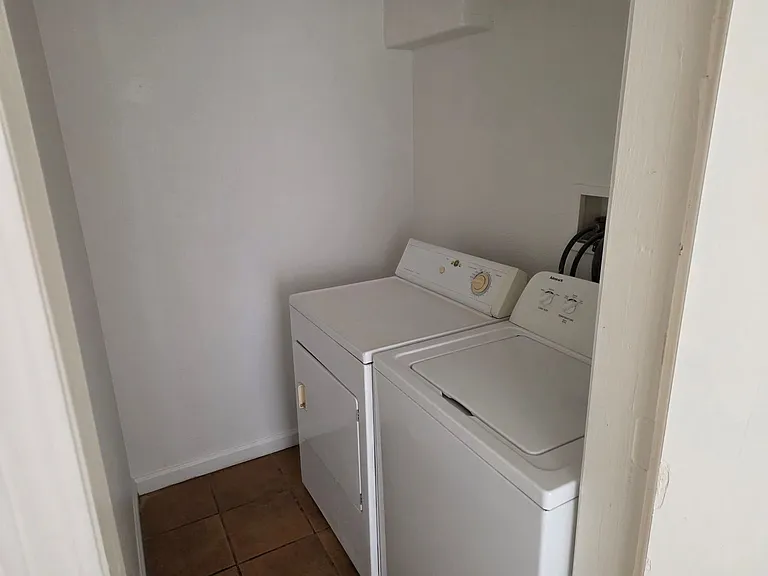 2904 Bassler St — Photo 16