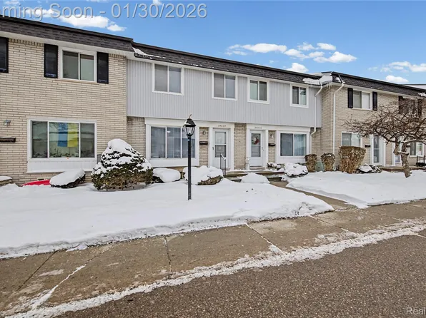 28028 Universal Dr, Warren, MI 48092