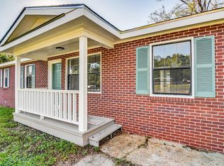 210 Ogilsvie St, Petal, MS 39465