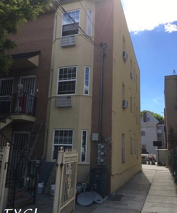 2nd image of 12 Doscher St
