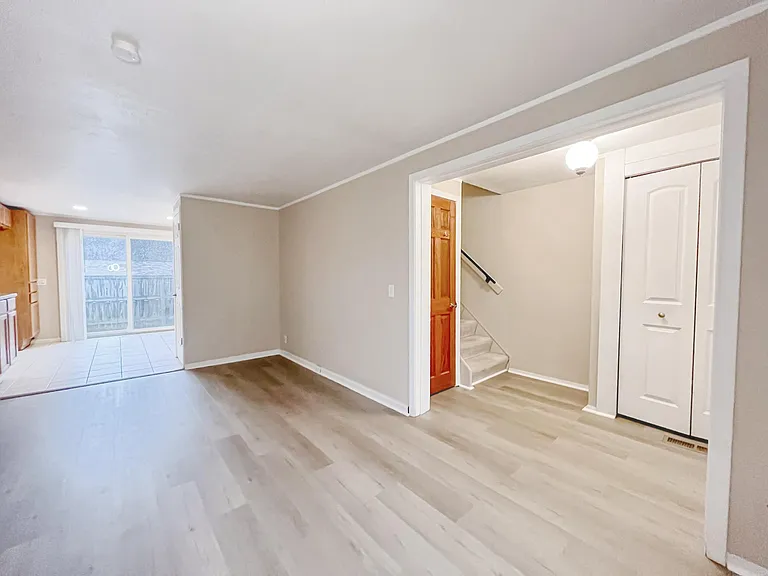 1651 Mentor Ave #101 — Photo 1