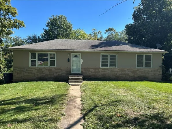 10301 Richmond Ave, Kansas City, MO 64134