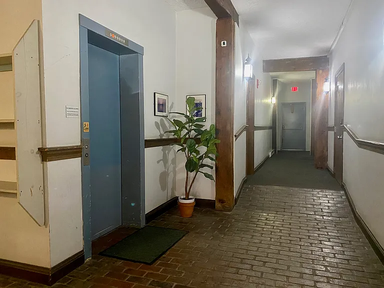 440 Hanover St #5A — Photo 15