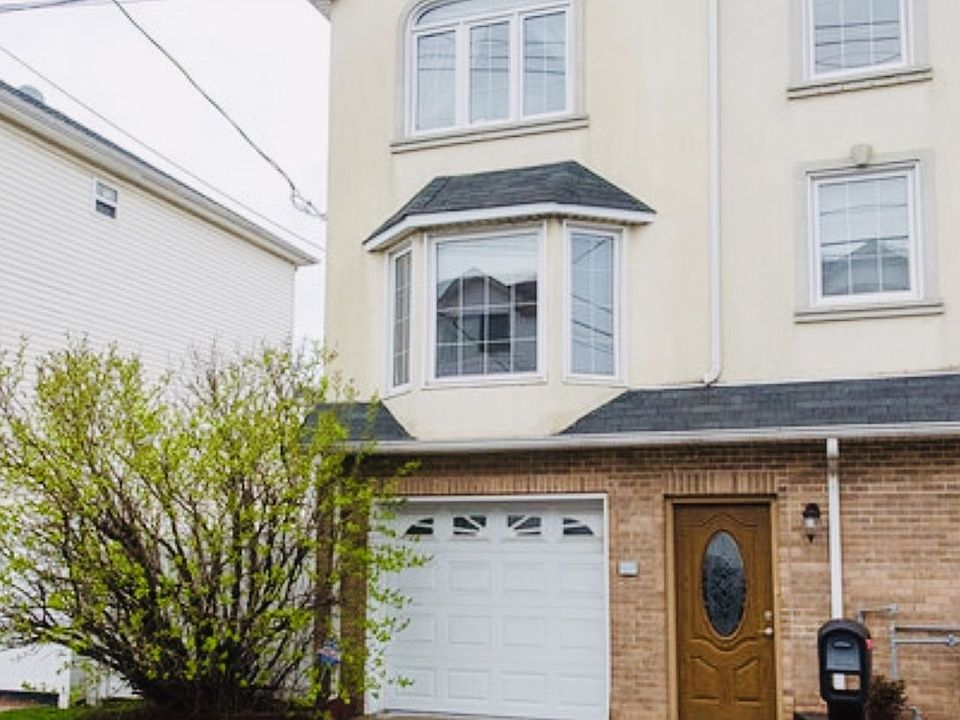 1st image of 37 Beachview Ave