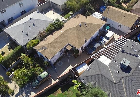 4th image of 4221 Beethoven St