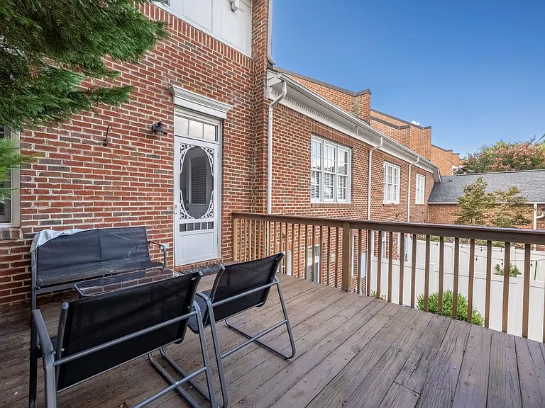 13704 Anthea Ln — Photo 30
