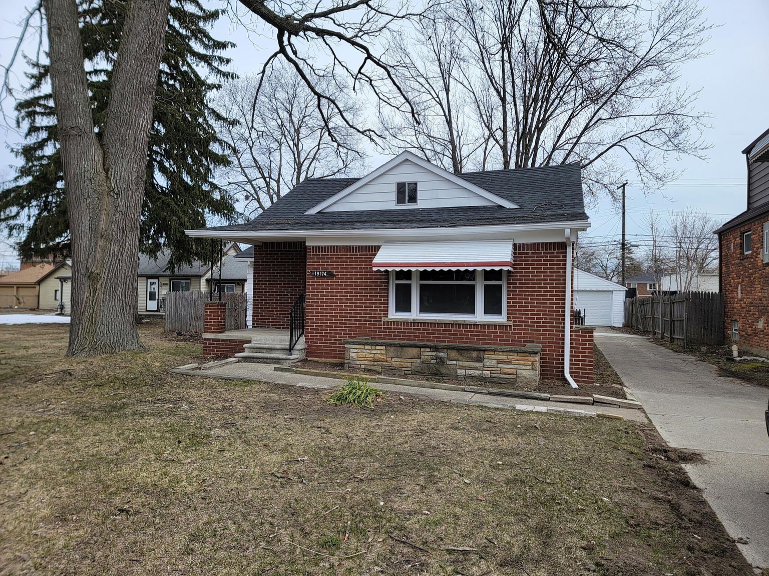 19174 Centralia, Redford, MI 48240 Zillow