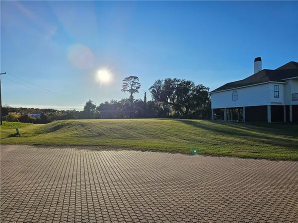 Pelicans Lndg, Marrero, LA 70072