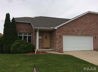 1400 Indigo Dr, Morton, IL