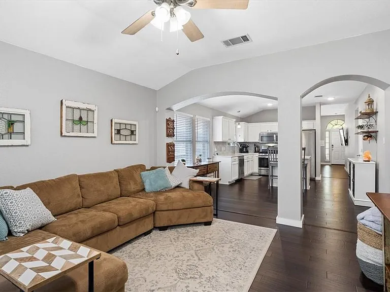 14500 Mowsbury Dr — Photo 14