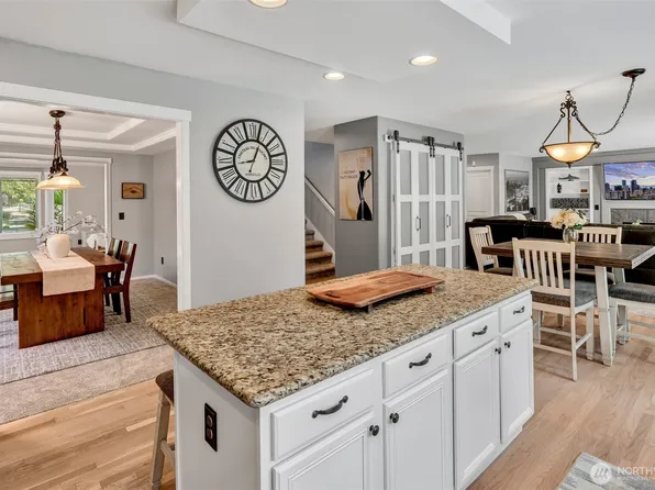 25801 176th Place SE, Covington, WA 98042