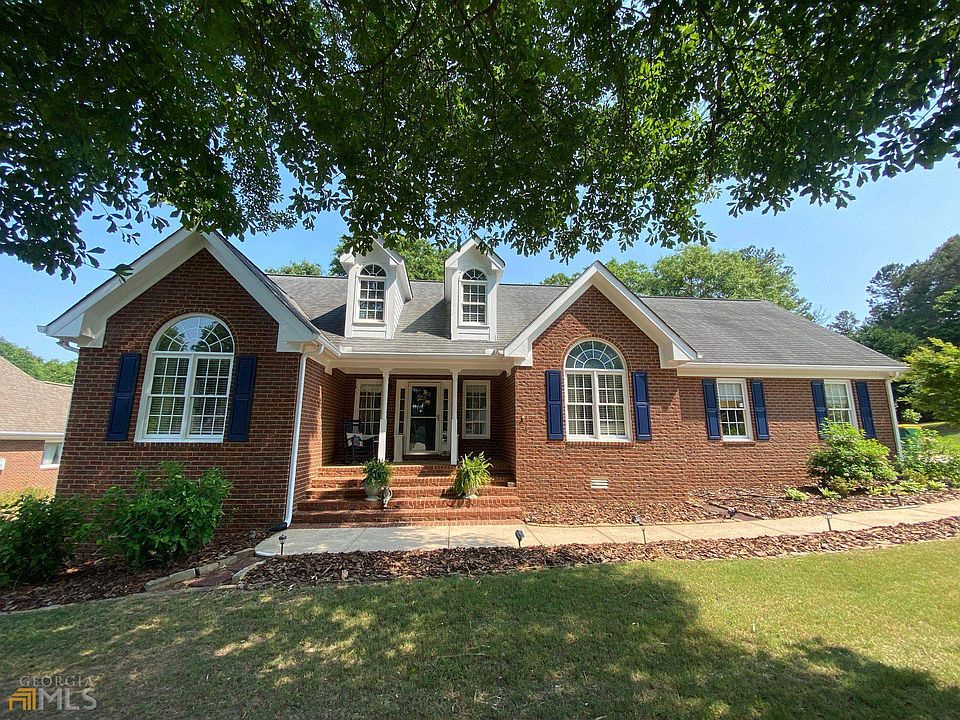 679 Iris Ln, Winder, GA 30680 | Zillow