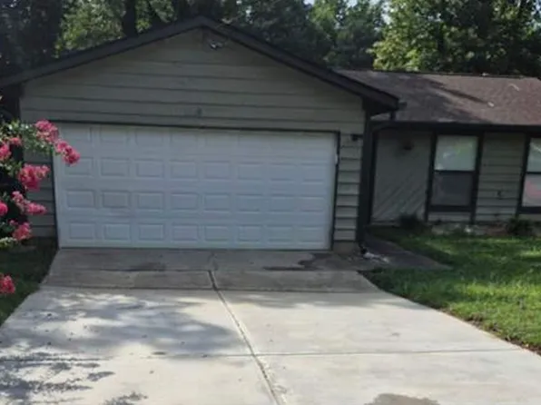 1321 Muirforest Dr, Stone Mountain, GA 30088