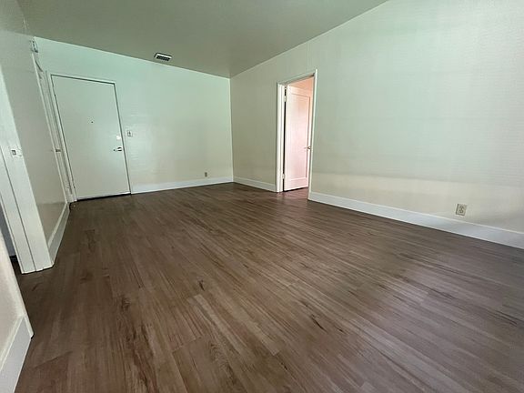 5th image of 1506 13th St APT 205