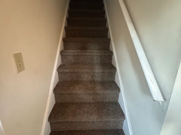 314 Fawnwood Dr #314, Milford, NJ 08848