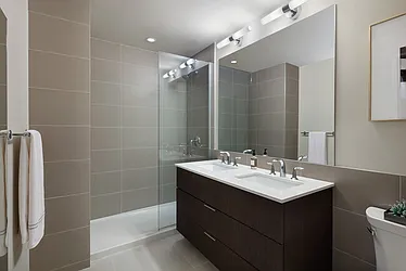 552 9th Street, #305