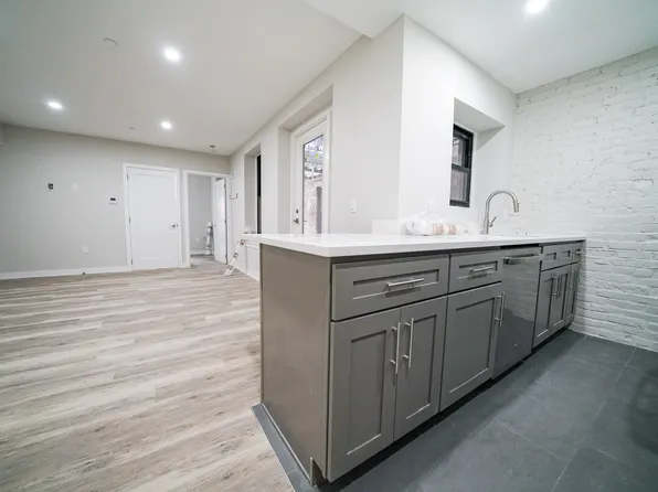 10 Blackwood St, Boston, MA