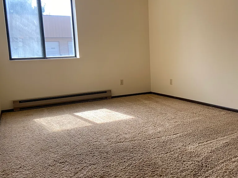2421 4th Ave N #2 — Photo 8