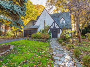 21 Hillsboro Rd, Rochester, NY 14610