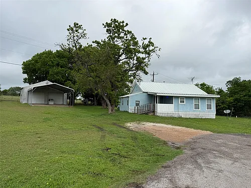 1203 County Road 254 Photo 1