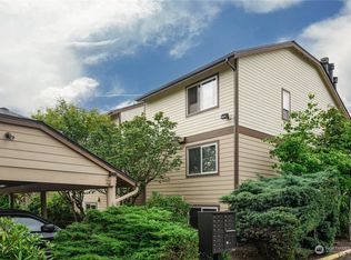 12505 NE 143rd St APT B204, Kirkland, WA