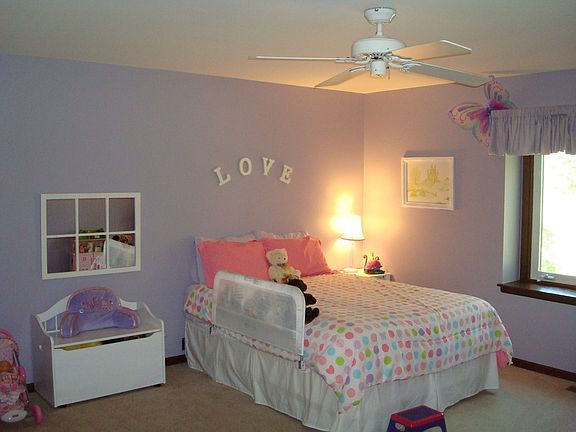 2nd Bedroom