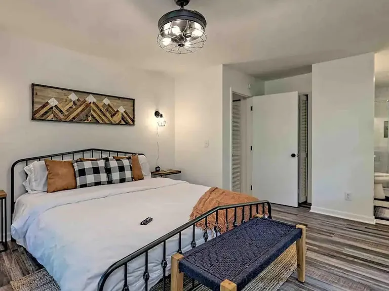 63 Mint Ln — Photo 15