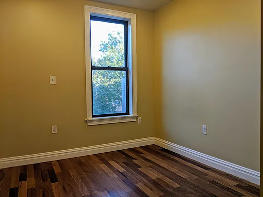 Rented by Corcoran | media 19