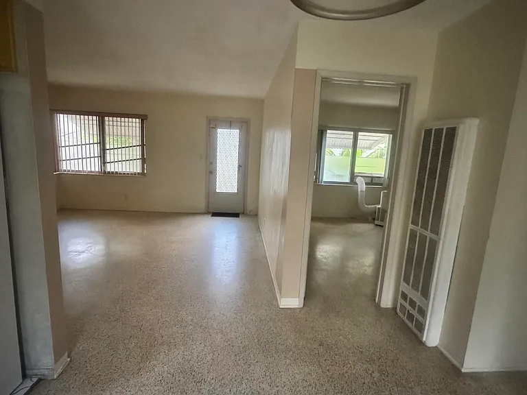 717 NE 5th Ave #2 — Photo 7