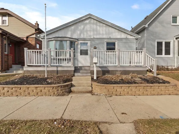 718 Monroe AVENUE, South Milwaukee, WI 53172