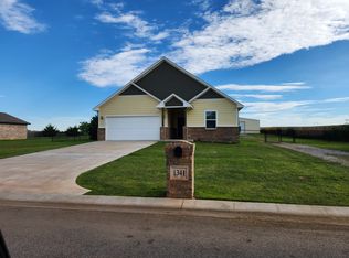 1341 Round Leaf Rd, Edmond, OK 73034