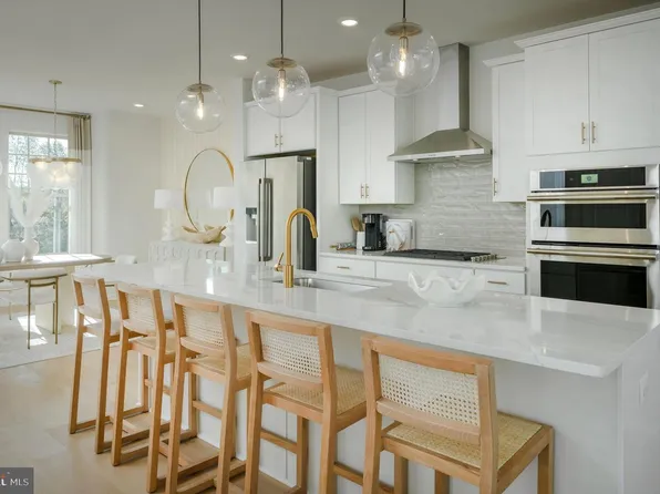 12109 Spirit Ave, Laurel, MD 20708