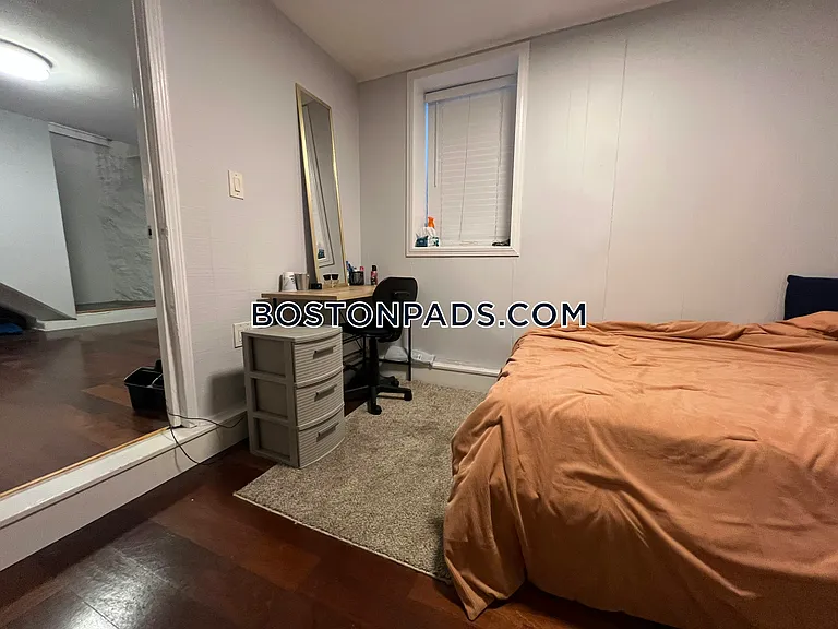 24 Farrington Ave #1 — Photo 59