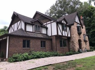 14 Country Oaks Dr, Barboursville, WV 25504