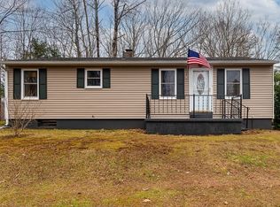 5 Sandy Dr, North Brookfield, MA 01535