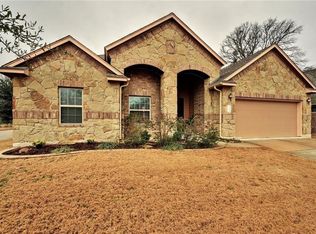 374 Enchanted Woods Trl, Buda, TX 78610