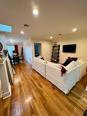 Rented by ERN Flats | media 19