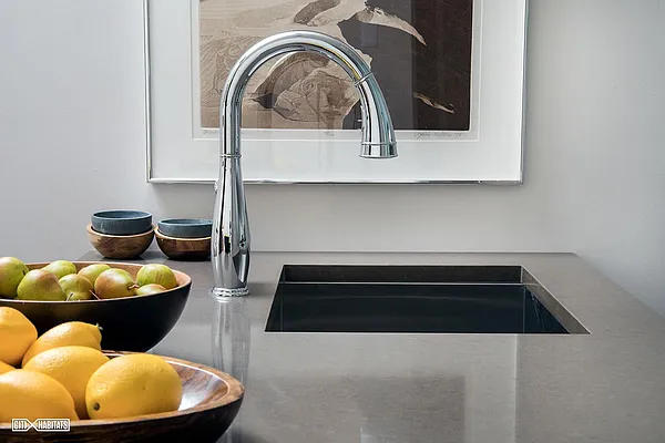 Sold by Citi Habitats | media 22