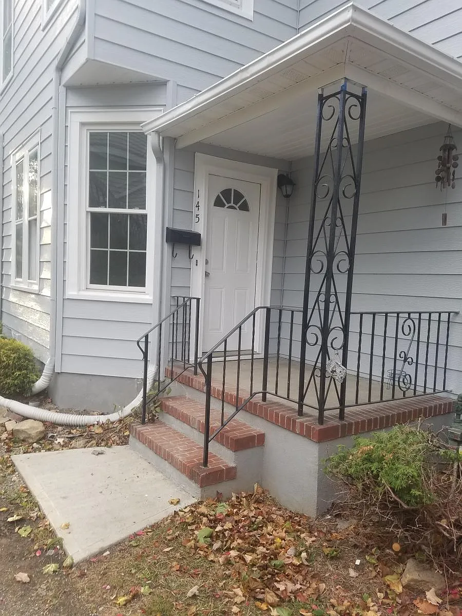 entrance - 145 Broad St #1