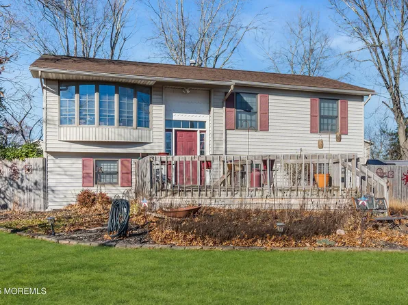 1090 Dove Street, Toms River, NJ 08753