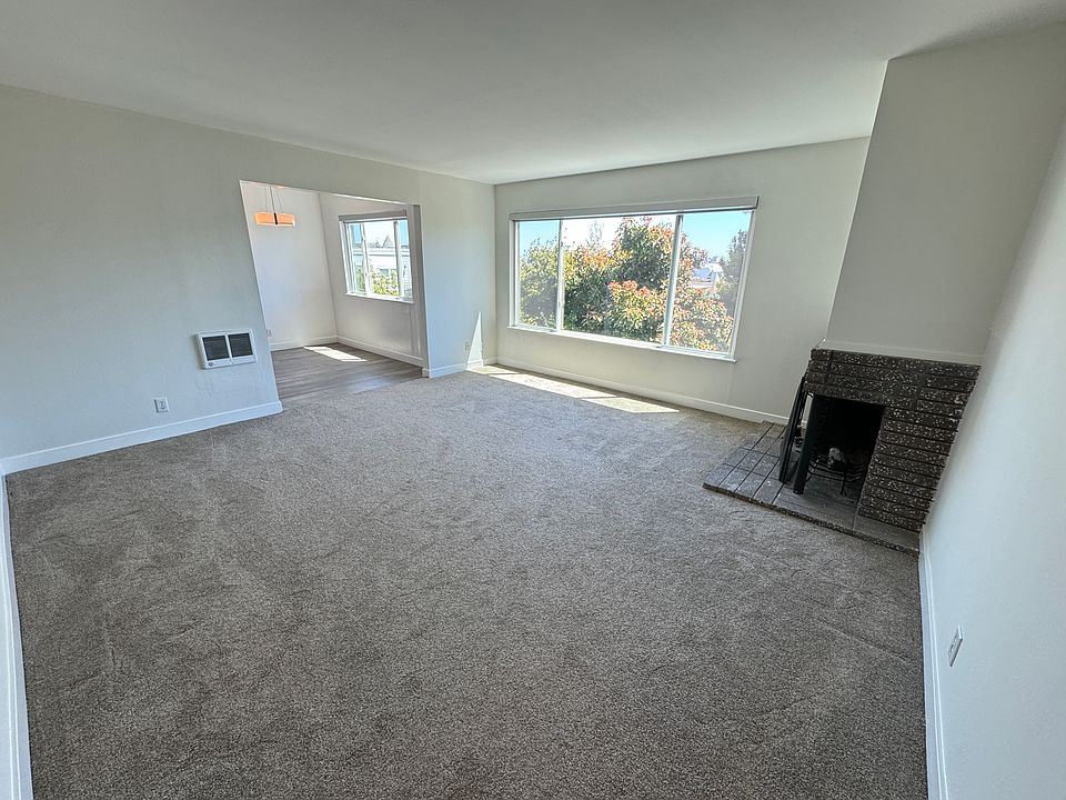 1st image of 2935 Clay St APT 3