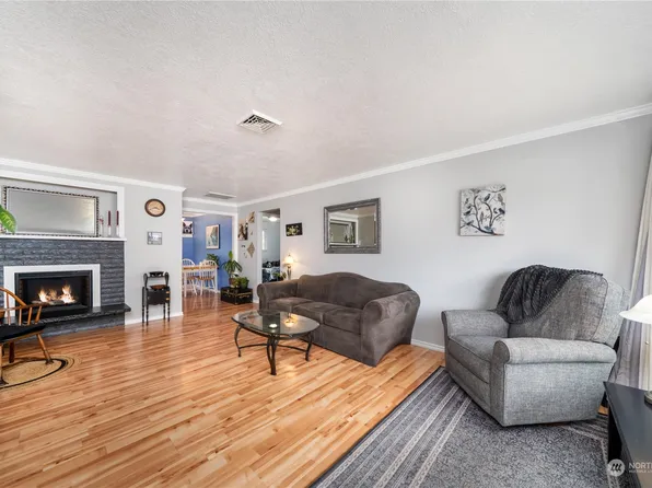 5014 80th Avenue Ct E, Fife, WA 98424