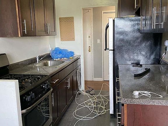 2nd image of 1700 Bedford Ave APT 6F