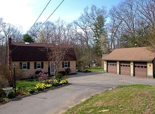 172 William Henry Rd, Scituate, RI 02857