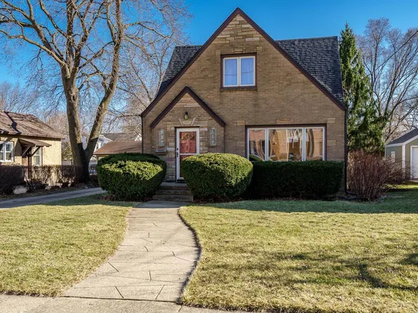 1656 Oakwood Avenue, Beloit, WI 53511