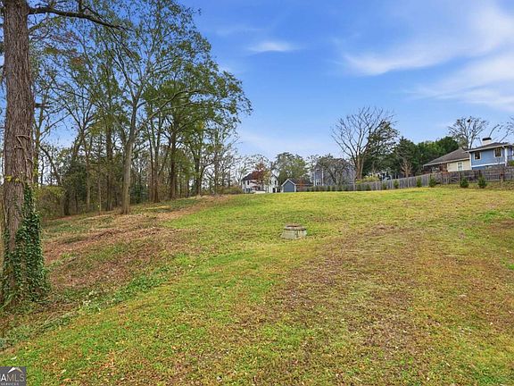 2nd image of 448 E Lake Dr