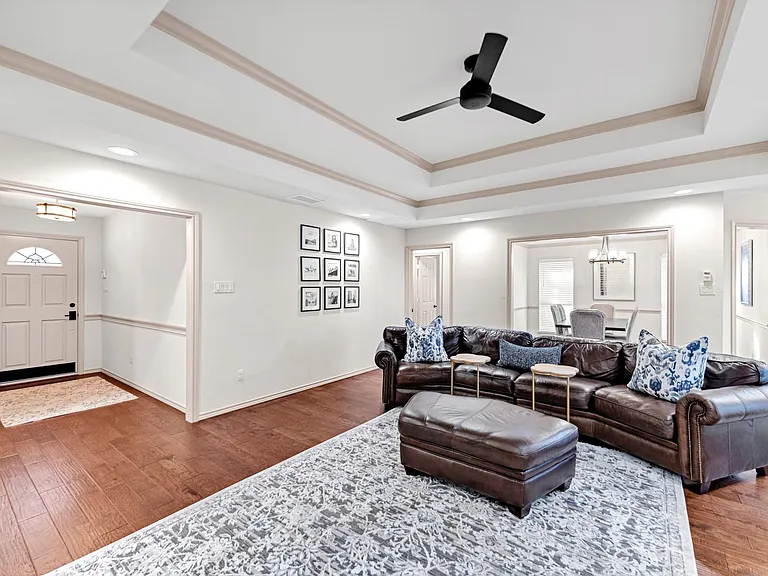 5202 Heatherdale Dr — Photo 36
